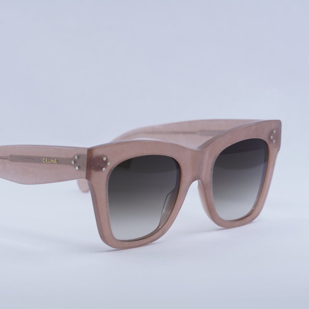 🕶️New Celine CL4004IN 74F Sunglasses Milky Pink Frame, Brown Lenses - Picture 2 of 11
